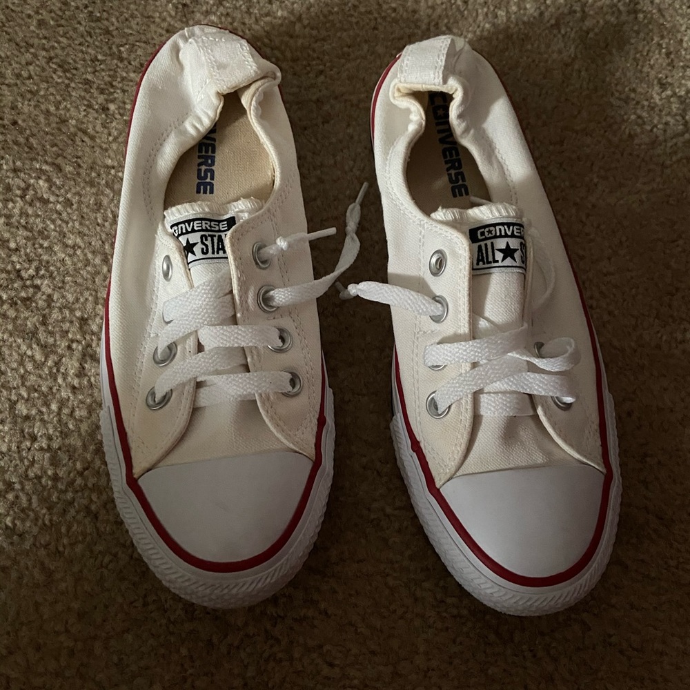 white converse low tops!